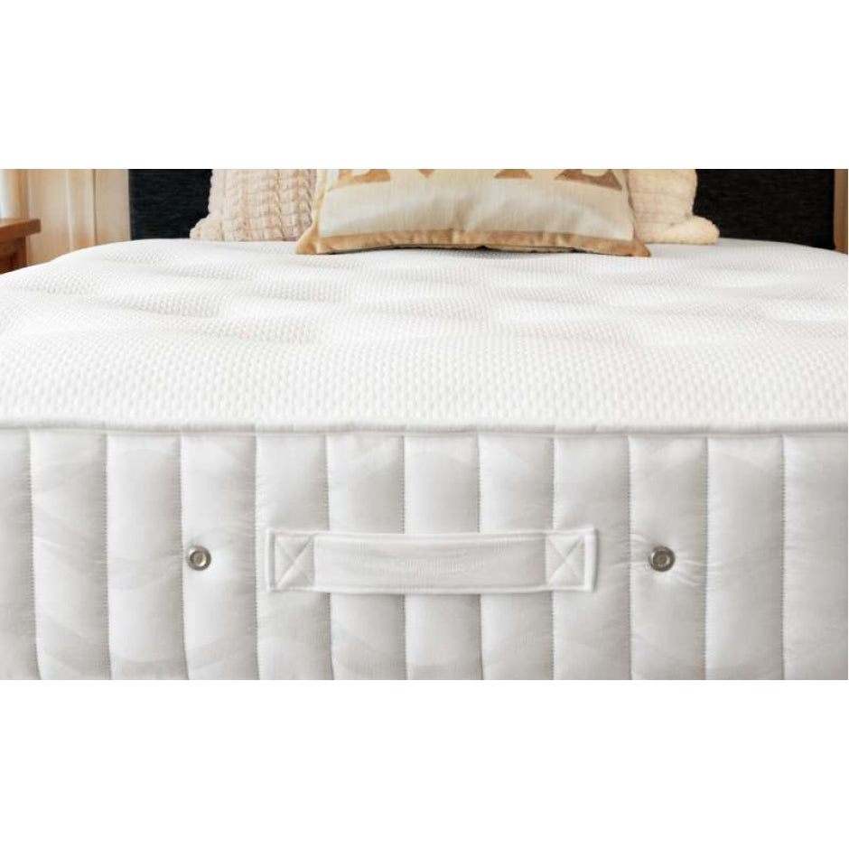 La Thuile 2000 Lambswool, Memory Foam & Pocket Sprung Mattress